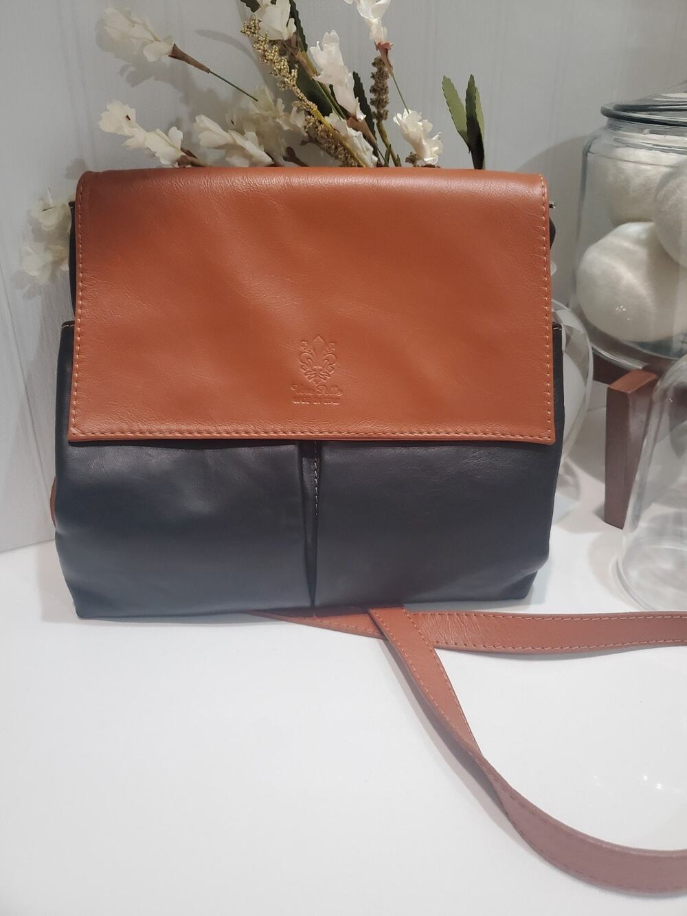 Vera Pelle Two Tone Leather Crossbody